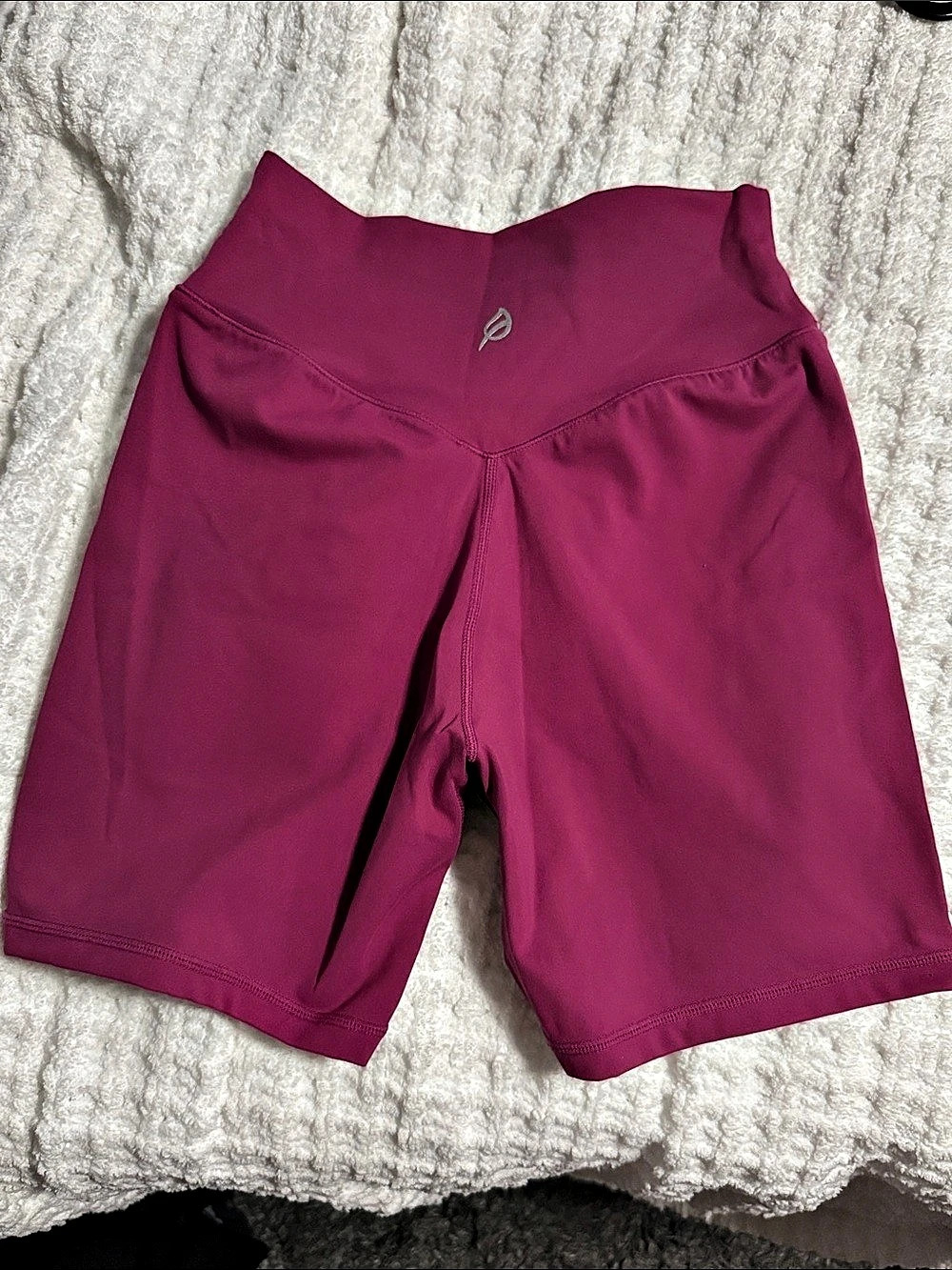Ptula bike Shorts in Pink - Size Medium Like New